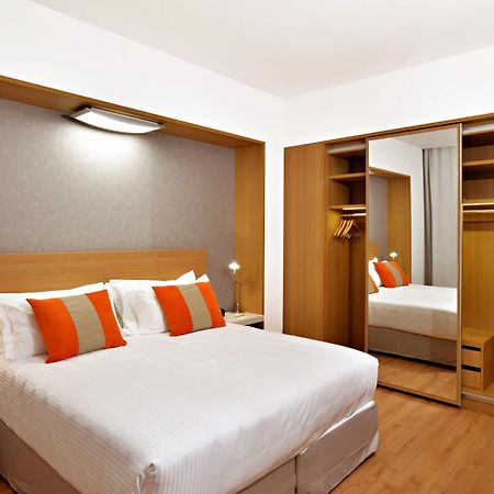 Hilton Garden Inn Milan North Exterior photo