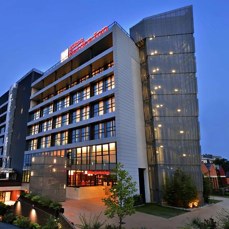 Hilton Garden Inn Milan North Exterior photo
