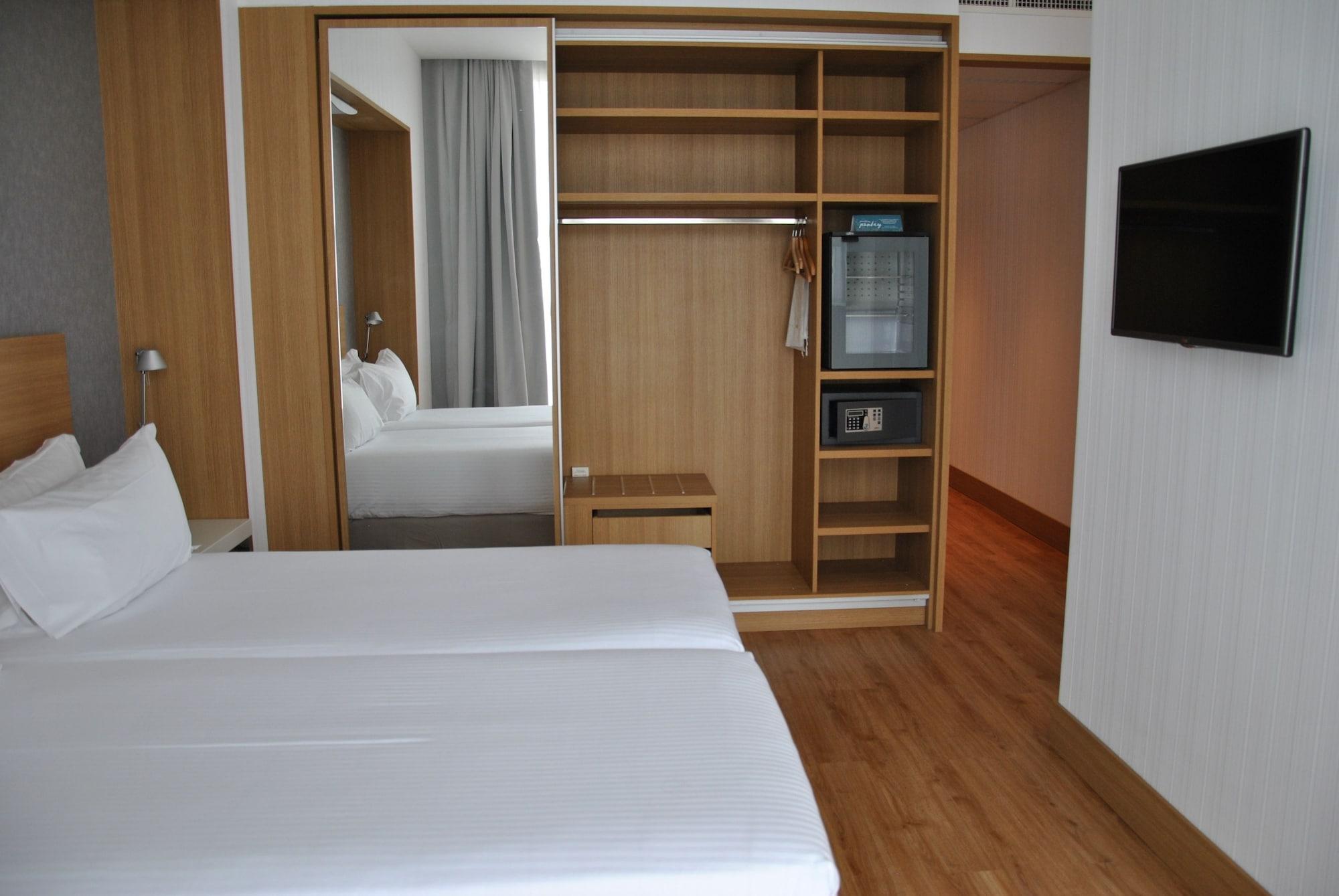 Hilton Garden Inn Milan North Exterior photo