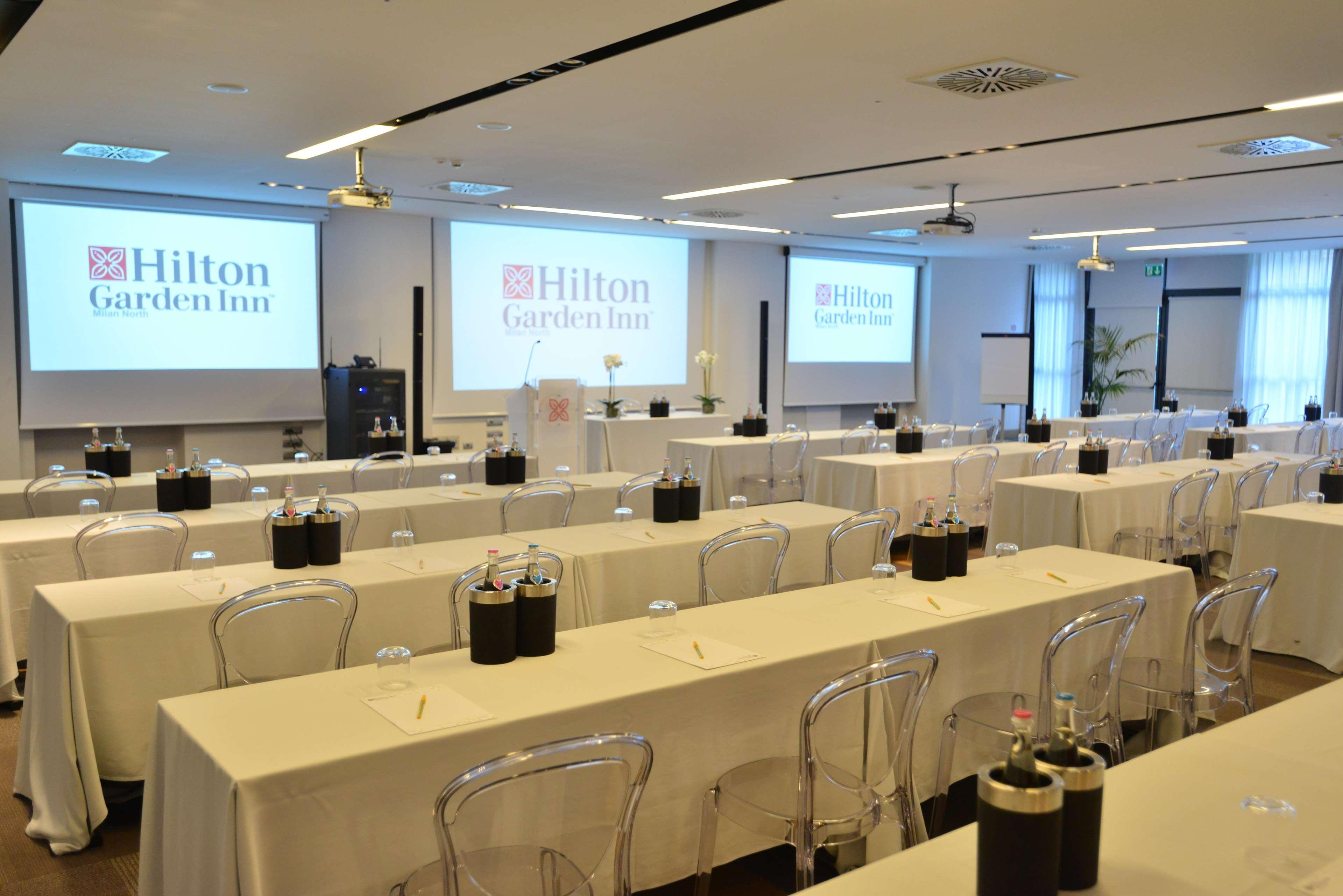 Hilton Garden Inn Milan North Exterior photo