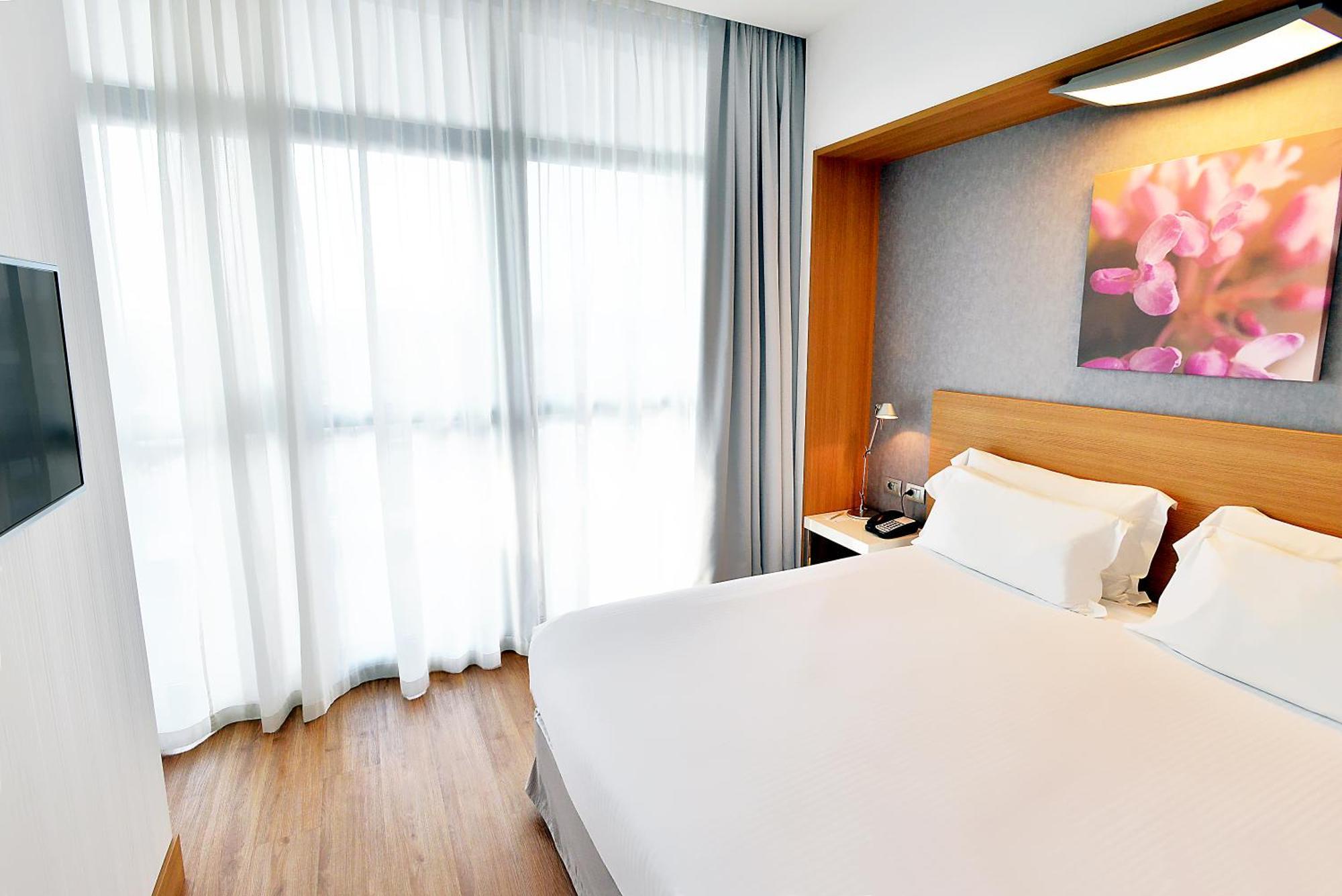 Hilton Garden Inn Milan North Exterior photo