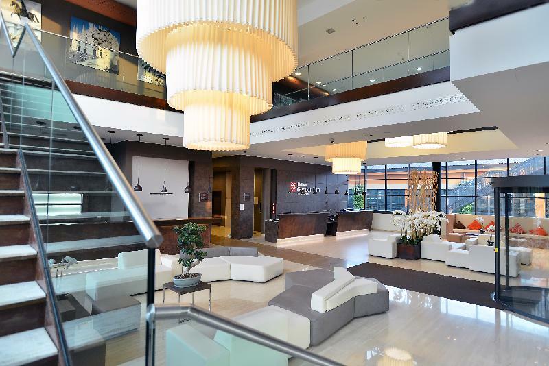 Hilton Garden Inn Milan North Exterior photo